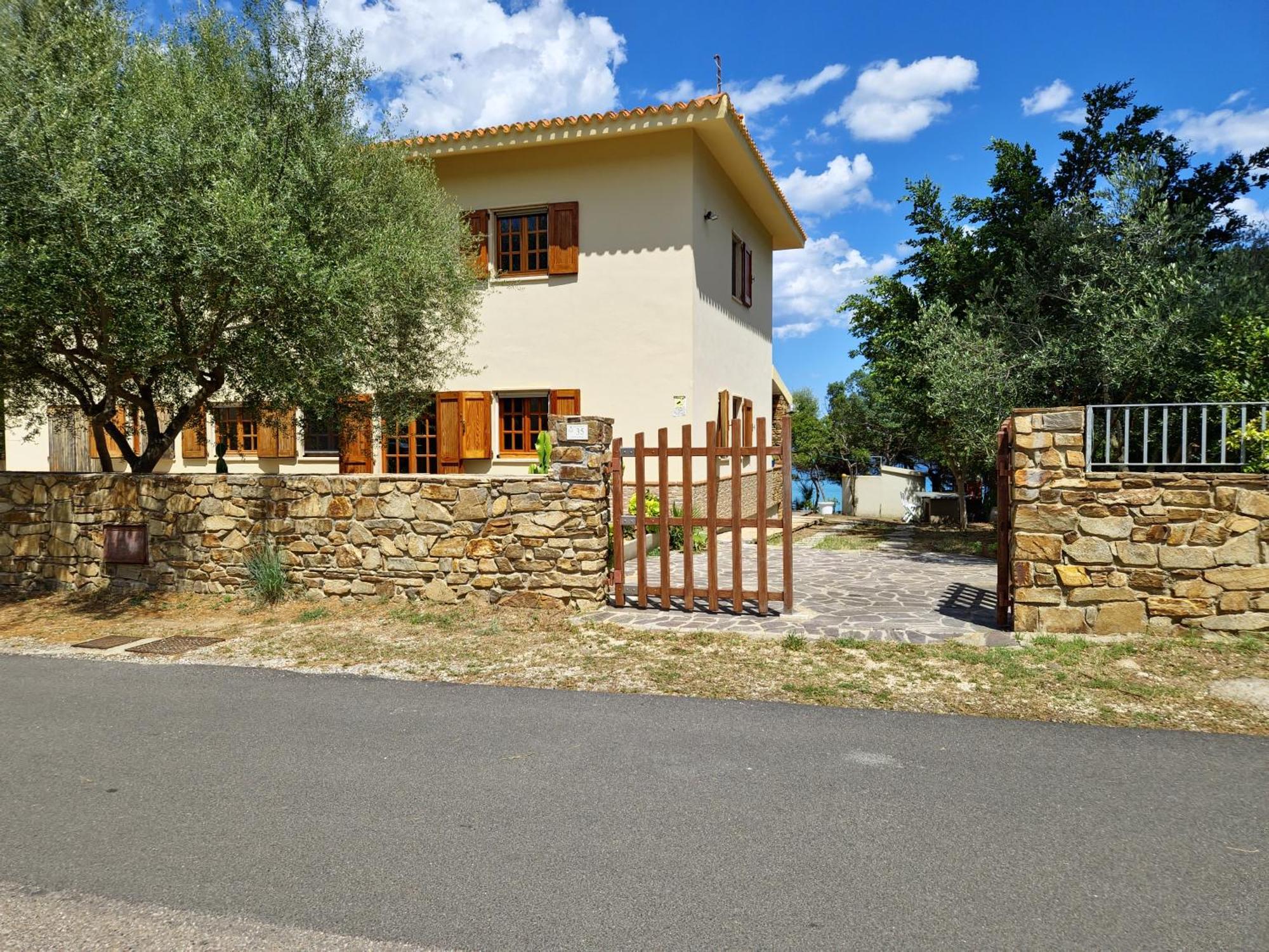 Villa Papiyon - Accesso Privato Alla Spiaggia كالا ليبيروتو المظهر الخارجي الصورة